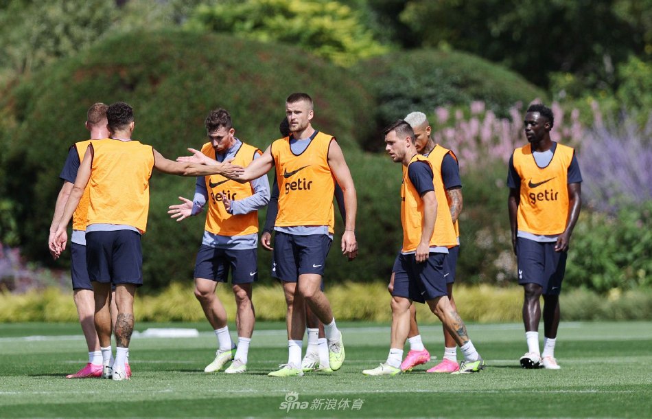 布克在一次 布克在一次