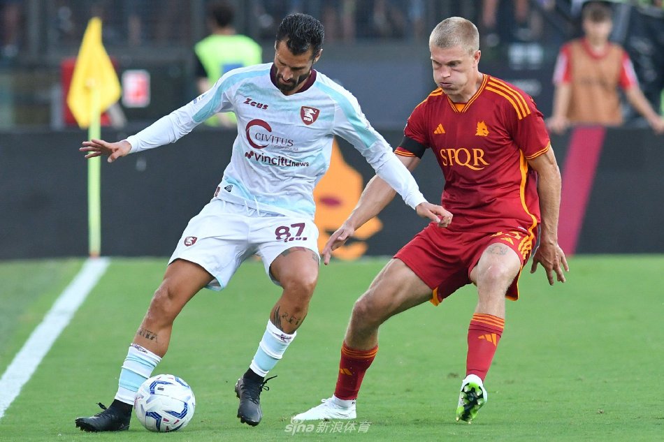 站的女子空 站的女子空