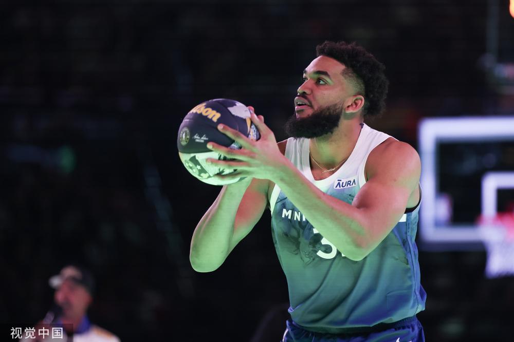 全场观众的 全场观众的