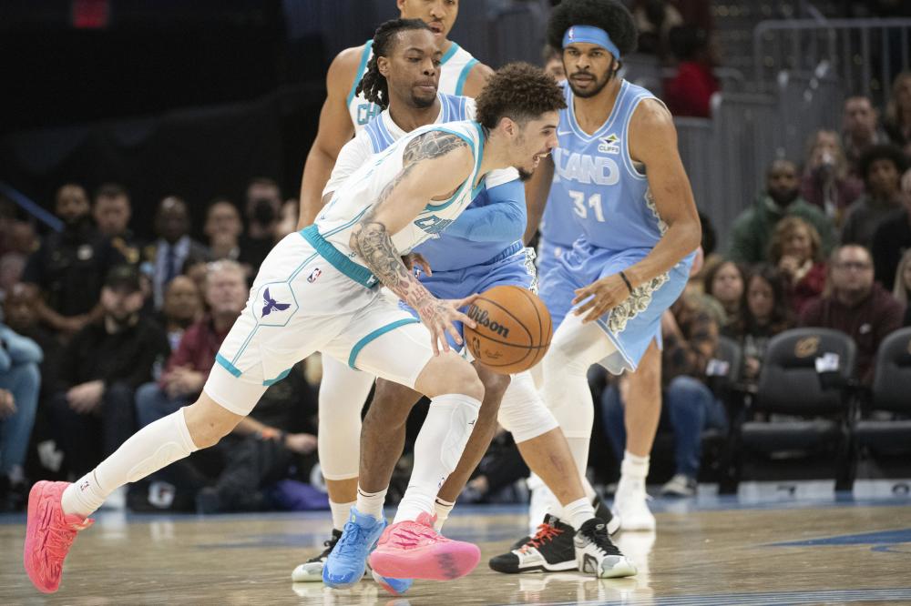 前锋在一次 前锋在一次